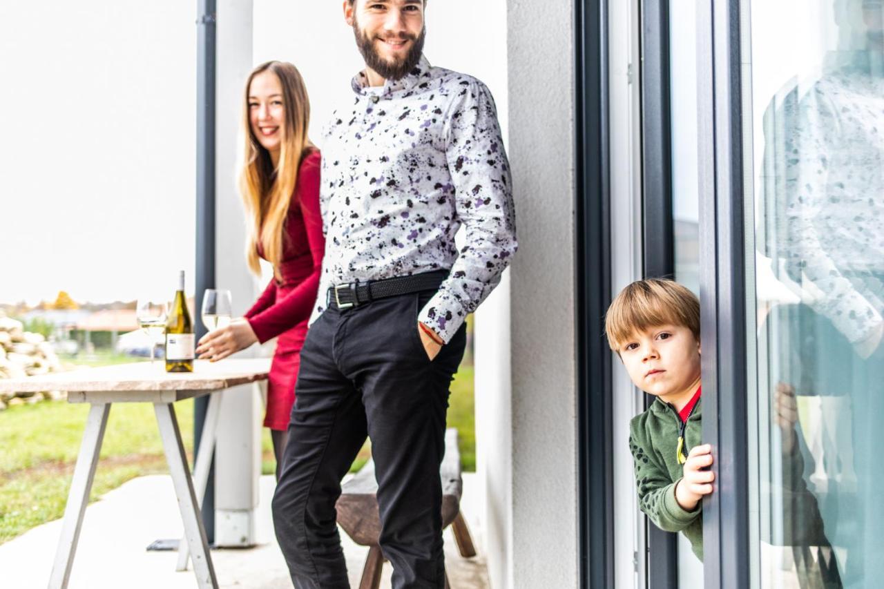 Vinorell Apartman Етйек Екстериор снимка